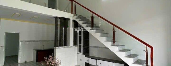 Diện tích 90m2 bán nhà ở mặt tiền tọa lạc gần Long Chiến, Đồng Nai hướng Bắc tổng quan nhà có tất cả 3 phòng ngủ 2 WC liên hệ chính chủ.-02