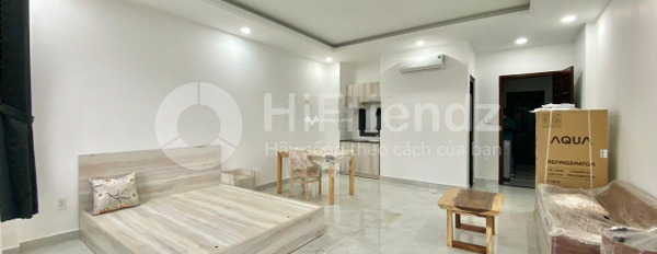 Chung cư 1 PN, cho thuê căn hộ vị trí nằm ở Phan Văn Trị, Hồ Chí Minh, tổng quan căn hộ bao gồm có 1 phòng ngủ, 1 WC khu vực dân cư-02