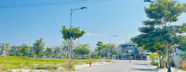 Giá bán thương lượng chỉ 5.6 tỷ bán đất có diện tích chung là 200m2 vị trí thuận lợi tại Phùng Hưng, Nha Trang, hướng Tây - Nam-03