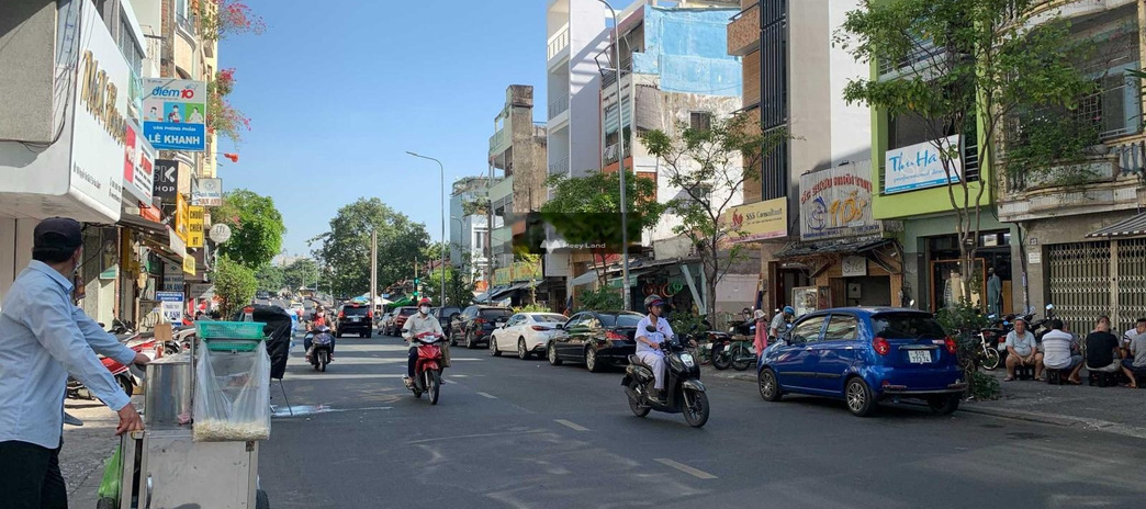 Vị trí hấp dẫn ngay tại Quận 1, Hồ Chí Minh, cho thuê nhà, giá thuê cơ bản từ 130 triệu/tháng có một diện tích sàn 160m2 giá ưu đãi