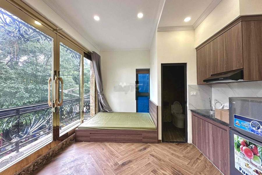 Cho thuê chung cư vị trí đặt ở trung tâm Hồ Tùng Mậu, Hà Nội, trong căn hộ này 1 phòng ngủ, 1 WC hỗ trợ mọi thủ tục miễn phí-01