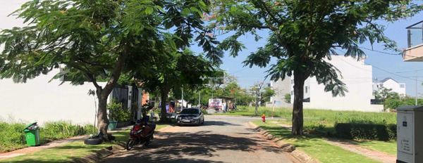 Vị trí đặt ngay Phú Hữu, Quận 9 bán đất, giá bán siêu rẻ từ 5.2 tỷ diện tích chính là 96m2-03