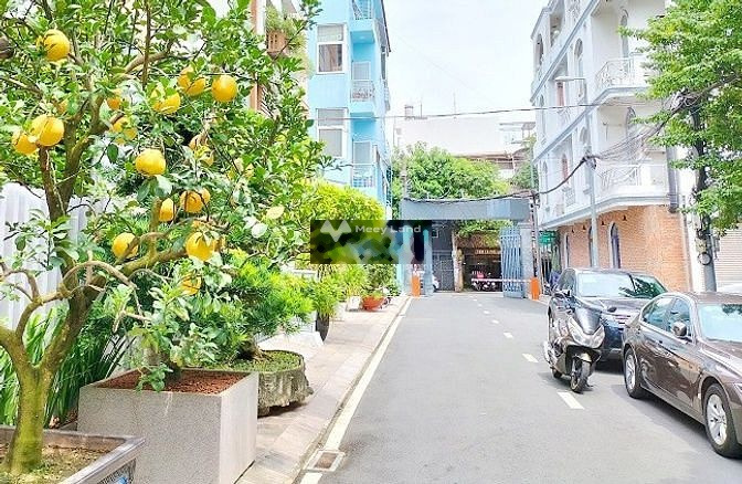 45.8 tỷ, bán liền kề diện tích sàn là 152m2 vị trí đặt ngay ở Nguyễn Trọng Tuyển, Phường 10, tổng quan gồm có 5 PN, 4 WC vị trí thuận lợi-01