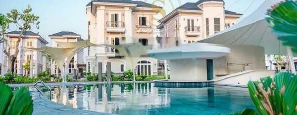 Biệt thự khu compound Sol Villas Quận 2, DT: 120m2, giá rẻ nhất khu 11 tỷ. LH: 0902.802,803 -03