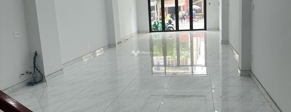 Rộng 100m2 cho thuê cửa hàng vị trí mặt tiền tọa lạc gần Gò Vấp, Hồ Chí Minh giá thuê công khai chỉ 25 triệu/tháng bao mới-02