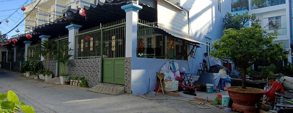 Vị trí thuận lợi nằm ở Huỳnh Tấn Phát, Phú Thuận bán nhà bán ngay với giá thương mại từ 6.8 tỷ tổng quan trong căn nhà gồm 1 phòng ngủ 1 WC-02