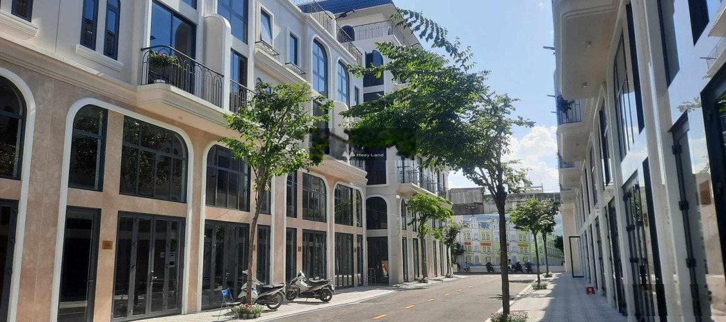 Bán nhà phố 5 tầng, MT Vĩnh Lộc - TVG, mới 100%, khu compound đẹp nhất Vĩnh Lộc. Chỉ 6.9 tỷ 