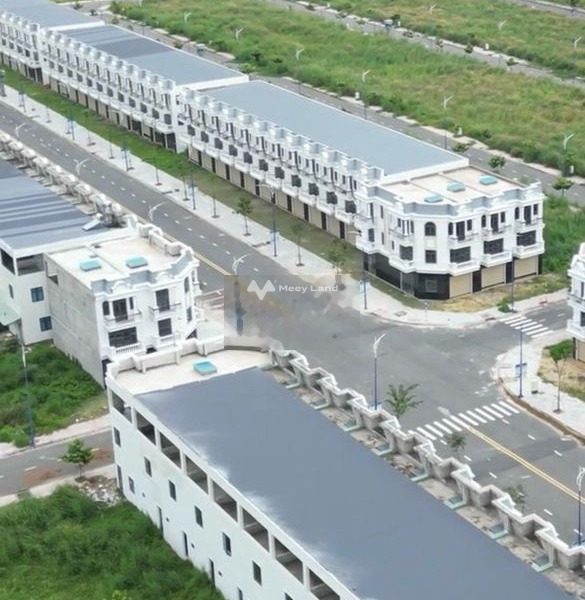 Diện tích 100m2 bán nhà ở vị trí tốt ngay Lai Uyên, Bàu Bàng trong nhà nhìn chung bao gồm 4 PN 4 WC ở lâu dài-01