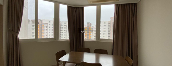 Bán căn hộ vị trí đặt nằm trên Quận 2, Hồ Chí Minh, căn hộ này có 2 phòng ngủ, 2 WC giao thông đông đúc-02