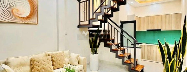 Diện tích 25m2 bán nhà ở vị trí thuận lợi ngay tại Nguyễn Trọng Tuyển, Hồ Chí Minh tổng quan ở trong nhà gồm 2 phòng ngủ 2 WC lh xem trực tiếp-03