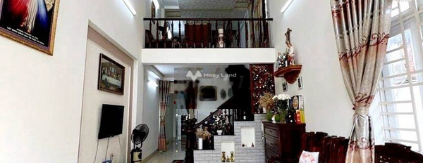 Cho thuê nhà, thuê ngay với giá chính chủ 15 triệu/tháng có diện tích sàn 270m2 vị trí đặt nằm ngay Biên Hòa, Đồng Nai-03