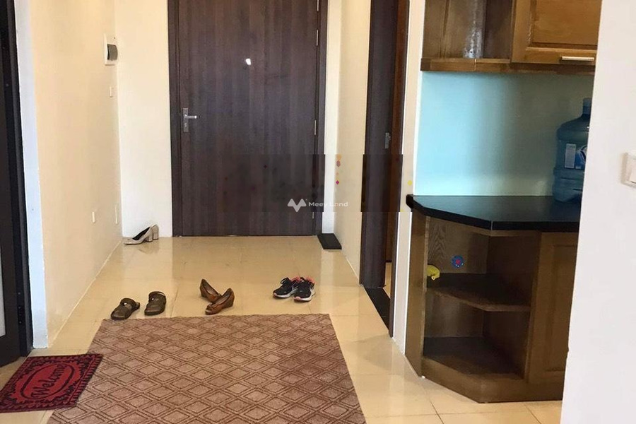 Trong căn hộ có tổng 2 phòng ngủ, cho thuê căn hộ nằm ngay Phú Thượng, Tây Hồ, 2 WC cực kì tiềm năng-01