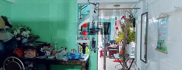 Cực kì cấp thiết bán nhà có diện tích 98m2 giá bán đặc biệt 10.5 tỷ vị trí đẹp gần Phú Trung, Hồ Chí Minh căn này gồm 3 PN 3 WC vào ở ngay-03