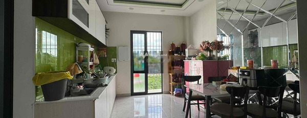 Giá bán 5.8 tỷ bán nhà có diện tích gồm 75m2 nằm ở Phước Long, Nha Trang hướng Tây Nam trong nhà có tổng 3 phòng ngủ, 4 WC vị trí siêu đẹp-03