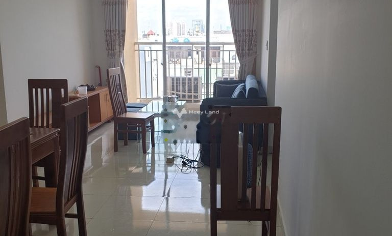 Tổng quan bao gồm 2 PN, bán chung cư vị trí mặt tiền gần Phú Trung, Tân Phú, tổng quan căn hộ bao gồm có 2 PN, 2 WC lh thương lượng thêm