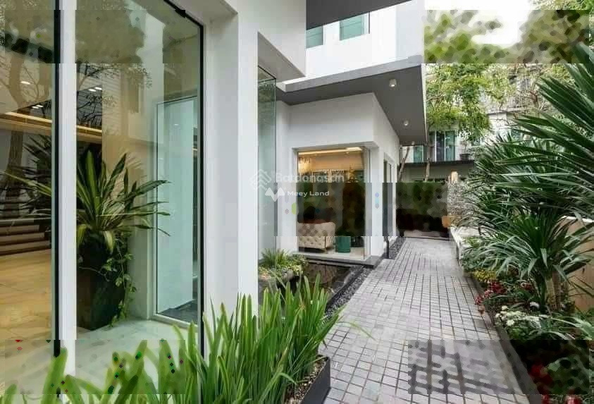 Bán biệt thự có diện tích chuẩn 240m2 bán ngay với giá chỉ 38.8 tỷ vị trí mặt tiền ngay trên Lê Trọng Tấn, Hà Đông-01