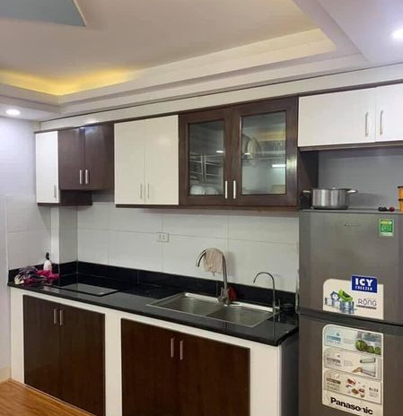 Cần cho thuê căn hộ tòa G02 Ciputra tầng trung đường Nguyễn Hoàng Tôn, 150m2, 4 ngủ, giá tốt