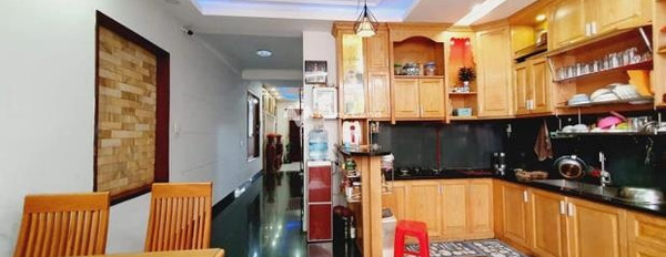 Căn nhà bao gồm 6 PN bán nhà bán ngay với giá chỉ 4.85 tỷ có diện tích chung 110m2 mặt tiền tọa lạc gần Nguyễn Văn Lịch, Hồ Chí Minh-02