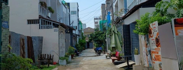 Cần bán gấp nhà, Nguyễn Văn Tăng Quận 9, hẻm ô tô 6m, 3 tầng lầu 65m2, giá 4,15 tỷ-03