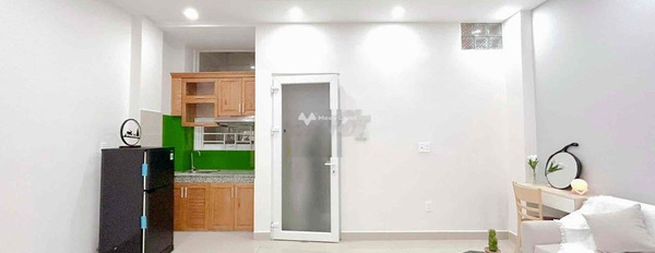 Cho thuê căn hộ có diện tích tổng là 40m2 vị trí hấp dẫn Phường 13, Tân Bình thuê ngay với giá đề cử 6.5 triệu/tháng-02