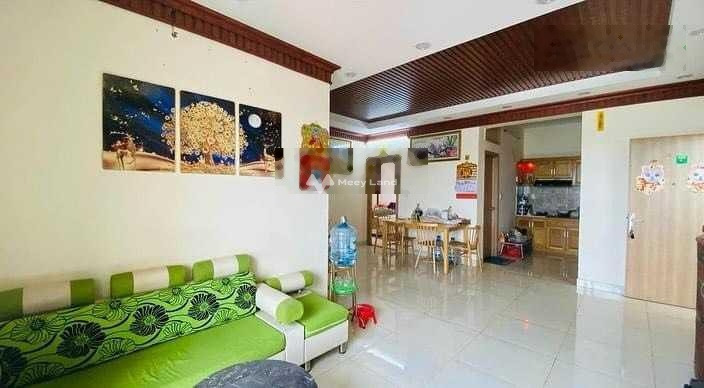 Full đồ đẹp Cơ bản, bán căn hộ có diện tích thực 92m2 vị trí thuận lợi tại Nguyễn Cửu Phú, Hồ Chí Minh bán ngay với giá chính chủ chỉ 2.18 tỷ-01