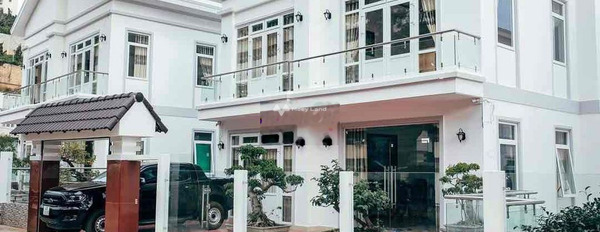 Ở Đà Lạt, Lâm Đồng, bán nhà, giá bán cực mềm từ 18.5 tỷ diện tích gồm 331m2, tổng quan bên trong ngôi nhà 10 PN liên hệ ngay để được tư vấn-02