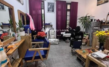 Vị trí đặt gần Kim Mã, Hà Nội bán nhà bán ngay với giá thương lượng chỉ 28 tỷ-02