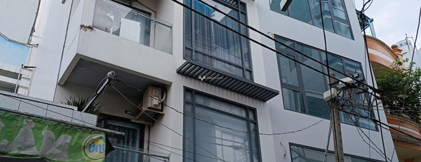 Nhà gồm 11 phòng ngủ bán nhà giá bán 30.5 tỷ có diện tích 157m2 vị trí mặt tiền tọa lạc gần Khánh Hội, Quận 4-02