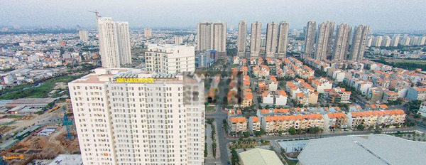 Ngôi nhà này bao gồm 5 PN, cho thuê nhà, thuê ngay với giá cạnh tranh 30 triệu/tháng diện tích chung 100m2 mặt tiền nằm ngay Tân Hưng, Hồ Chí Minh-03