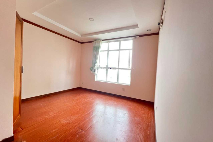 Cho thuê căn hộ có một diện tích là 113m2 vị trí thuận lợi ở Quận 7, Hồ Chí Minh giá thuê siêu mềm từ 12 triệu/tháng-01