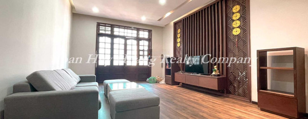Cho thuê nhà vị trí nằm ở Đường 2/9, Bình Thuận, thuê ngay với giá siêu khủng chỉ 15 triệu/tháng diện tích chuẩn 120m2, nhà bao gồm có 3 phòng ngủ-03