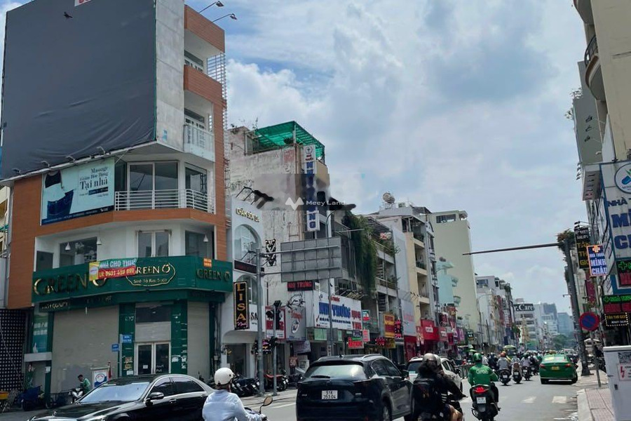 Cần cho thuê nhà ở vị trí mặt tiền nằm ở Tân Định, Hồ Chí Minh, giá thuê hạt dẻ 80 triệu/tháng có diện tích thực là 42m2, 5 WC cảm ơn bạn đã đọc tin-01