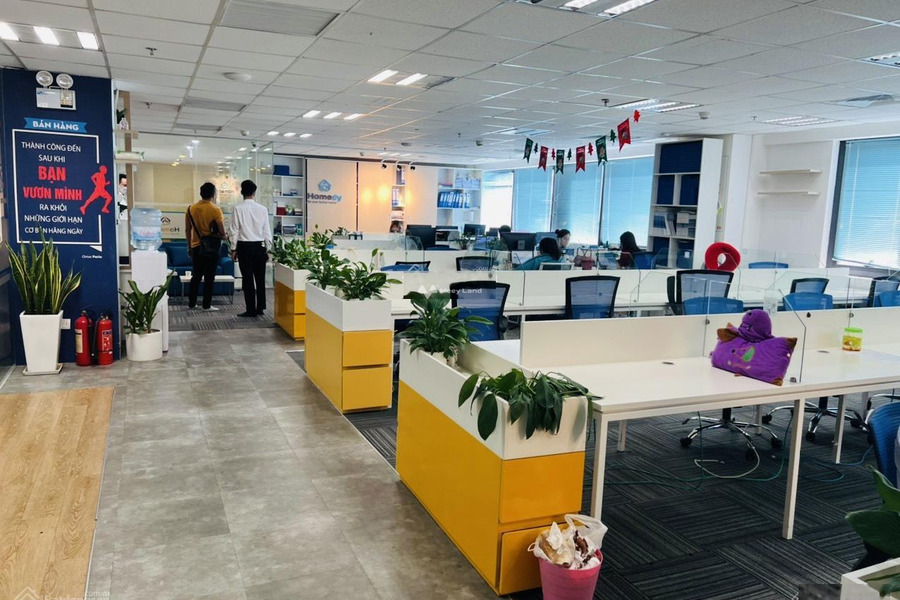 Vị trí thuận lợi ngay tại Nguyễn Chánh, Trung Hòa cho thuê sàn văn phòng diện tích chuẩn 200m2-01
