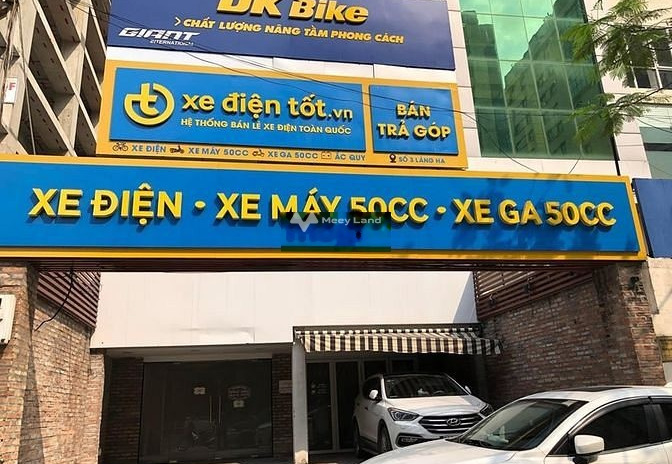 Ngôi nhà này bao gồm 2 PN, cho thuê nhà ở với diện tích tiêu chuẩn 300m2 giá thuê cực mềm 55 triệu/tháng vị trí đặt ngay trung tâm Thanh Xuân, Hà Nội