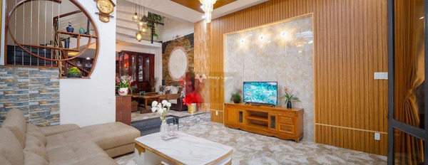 Cho thuê nhà tọa lạc tại Sơn Trà, Đà Nẵng, giá thuê giao lưu từ 20 triệu/tháng diện tích chung quy 75m2, nhà bao gồm 5 phòng ngủ-03