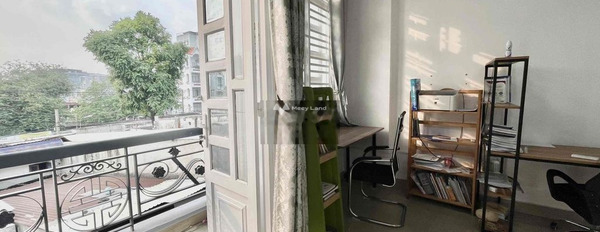 Cho thuê chung cư vị trí thuận lợi nằm ở Phường 11, Hồ Chí Minh, căn hộ có tổng 1 PN, 1 WC giá có thể fix-03
