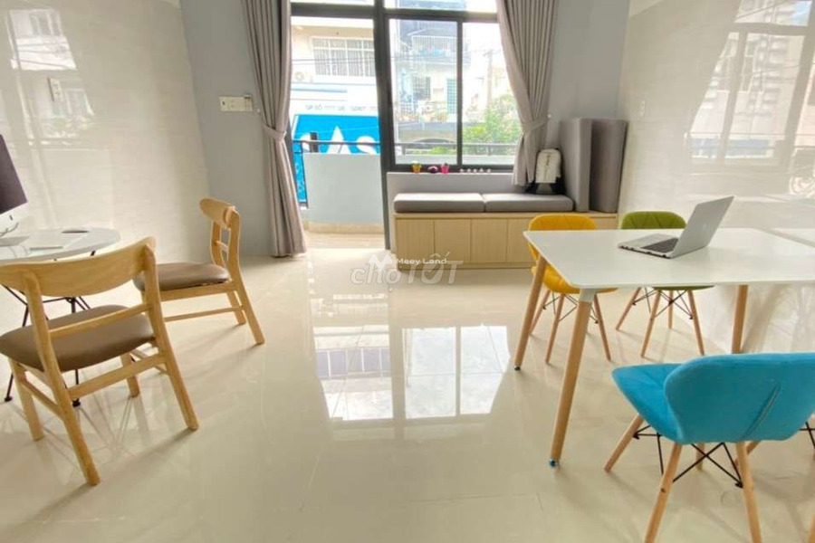 Cho thuê căn hộ vị trí mặt tiền tọa lạc ngay ở Tân Bình, Hồ Chí Minh giá thuê hữu nghị 6.8 triệu/tháng, căn hộ tổng quan có 1 PN, 1 WC lh tư vấn thêm-01