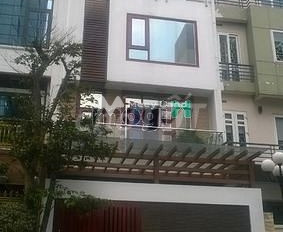 Tổng diện tích là 50m2, cho thuê nhà ở vị trí đặt ngay trên Nghĩa Tân, Hà Nội, nhìn chung gồm có 4 phòng ngủ liên hệ liền-03