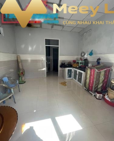 Ở tại An Sơn, Quảng Nam, bán nhà, vào ở ngay giá hạt dẻ chỉ 1.33 tỷ có diện tích 85 m2, trong nhà này 1 phòng ngủ hỗ trợ mọi thủ tục miễn phí