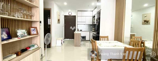 Vị trí đẹp tọa lạc ngay ở Hồng Hà, Tân Bình, bán chung cư, căn hộ tổng quan gồm có 2 PN, 2 WC vào ở ngay-02