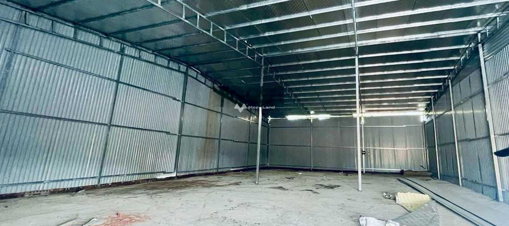 Vị trí đẹp Thanh Xuân, Hà Nội cho thuê kho bãi 300m2 giá thuê chỉ từ chỉ 27 triệu/tháng lh xem trực tiếp