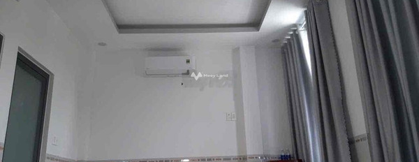 Tổng quan căn này thì có 5 phòng ngủ, bán nhà ở có diện tích 120m2 giá bán cực tốt chỉ 9.5 tỷ vị trí đặt tọa lạc gần Thủ Dầu Một, Bình Dương-03