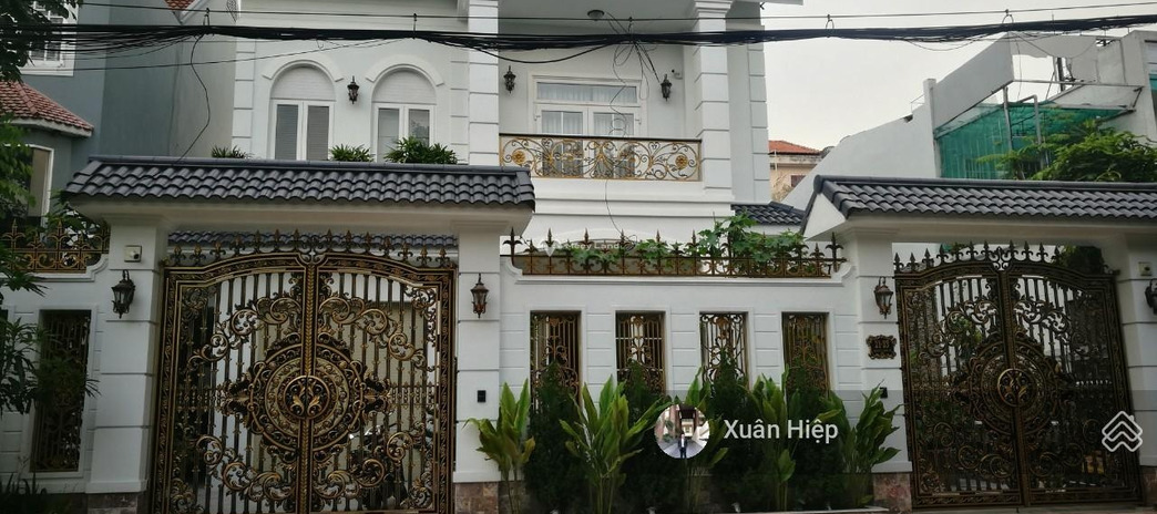 Bán nhà ở có diện tích chính 193m2 bán ngay với giá khởi điểm 37.9 tỷ vị trí mặt tiền tọa lạc ngay tại Nguyễn Trọng Tuyển, Phú Nhuận