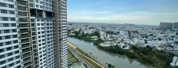 Bán căn hộ vị trí đặt tọa lạc ngay Quận 2, Hồ Chí Minh, căn hộ tổng quan có 3 phòng ngủ, 2 WC không tiếp trung gian-02
