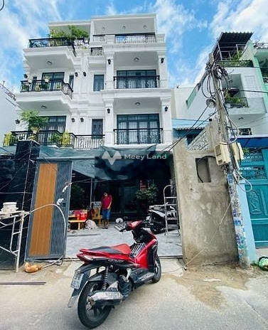 Căn nhà bao gồm 5 PN, cho thuê nhà, giá thuê cực êm 28 triệu/tháng diện tích chung quy 120m2 vị trí nằm ngay ở Vũ Tùng, Bình Thạnh
