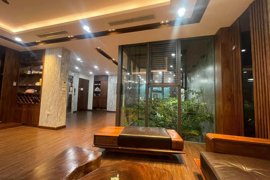 Nhà có 8 phòng ngủ bán nhà bán ngay với giá đặc biệt 14.8 tỷ có diện tích chung là 103m2 mặt tiền nằm ngay tại Vũ Tông Phan, Thanh Xuân-01
