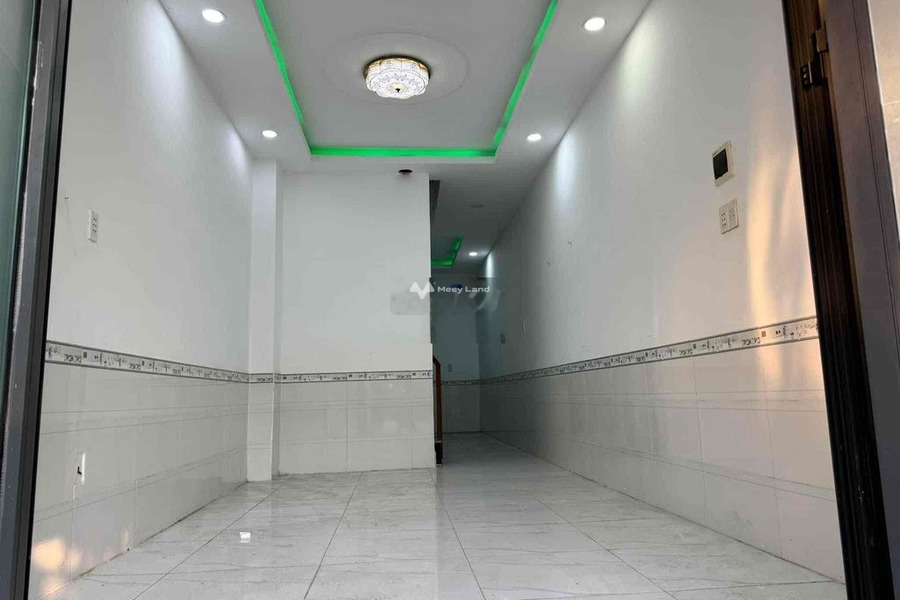 Diện tích rộng 50m2 bán nhà vị trí tốt ở Thạnh Lộc, Hồ Chí Minh hướng Đông Nam trong nhà có tổng 4 PN 3 WC cảm ơn đã xem tin.-01