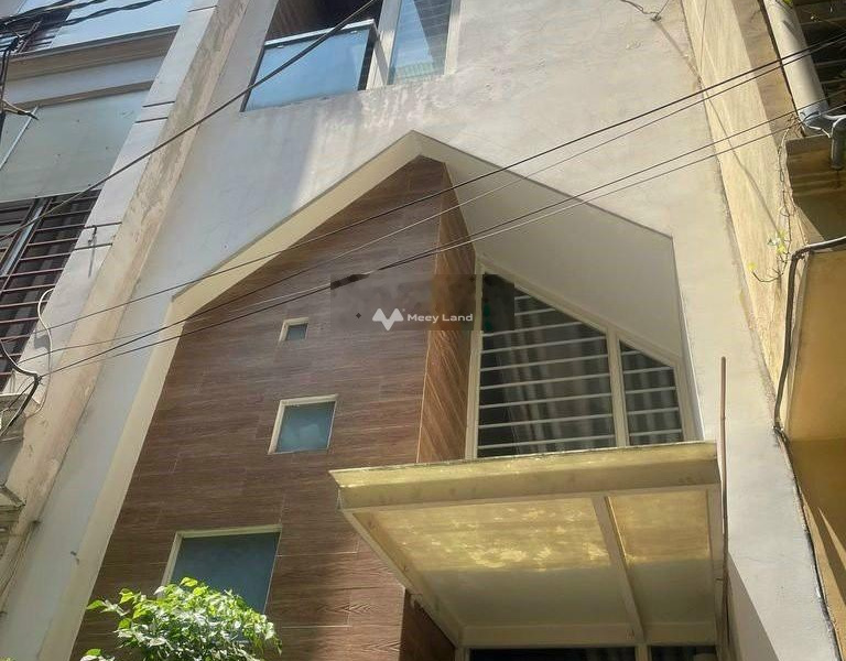 Cho thuê nhà mới 3PN 4VS - Đầy đủ nội thất - đường Đồng Đen - P14 - Tân Bình -01