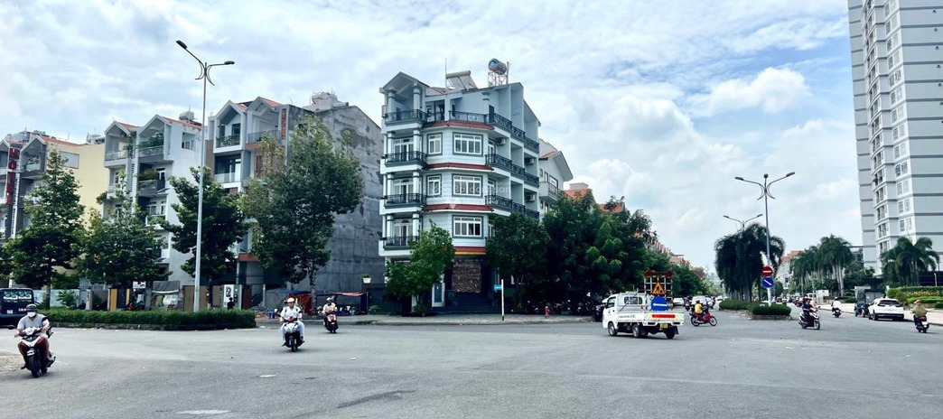 Giá thuê hấp dẫn 120 triệu/tháng cho thuê sàn văn phòng Him Lam Kênh Tẻ gần Tân Hưng, Hồ Chí Minh diện tích 179m2