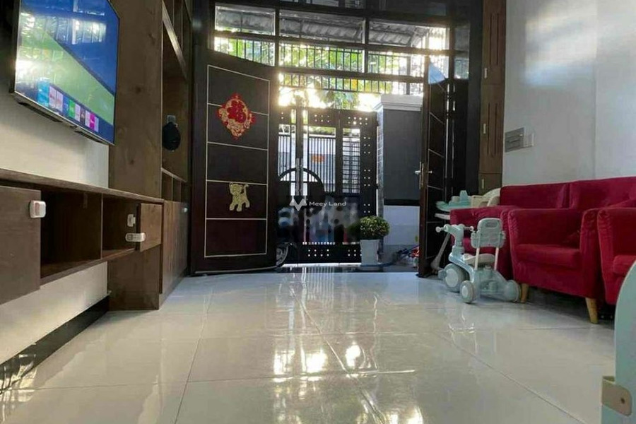 Có diện tích tổng 48m2, cho thuê nhà ở mặt tiền tọa lạc ngay Tân Phú, Hồ Chí Minh, trong nhà này có tổng 3 PN, 4 WC giấy tờ nhanh chóng-01